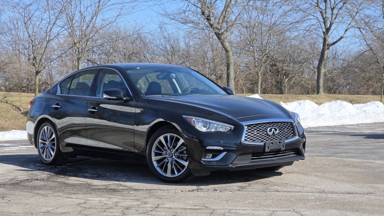 2023 INFINITI Q50 LUXE