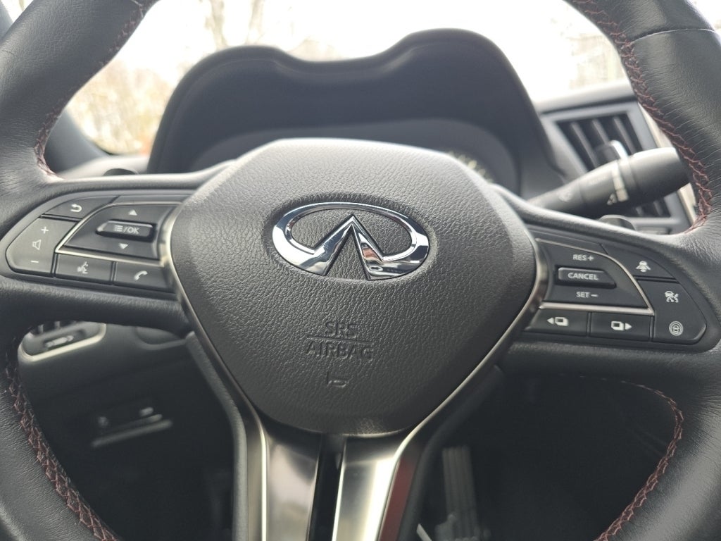 2022 INFINITI Q60 Red Sport 400