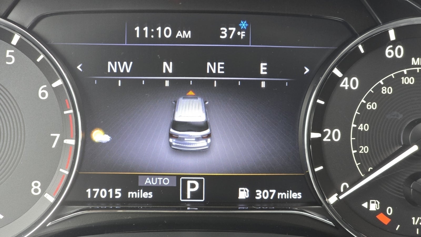 2023 INFINITI QX80 Premium Select