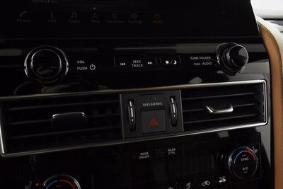 2024 INFINITI QX80 LUXE