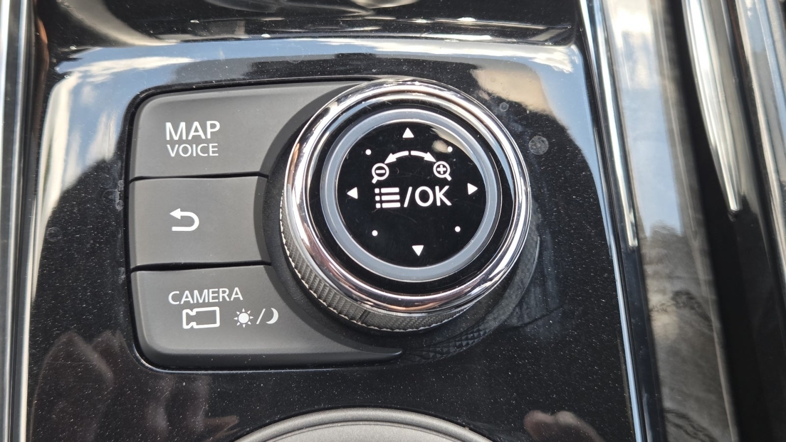 2021 INFINITI QX80 Sensory