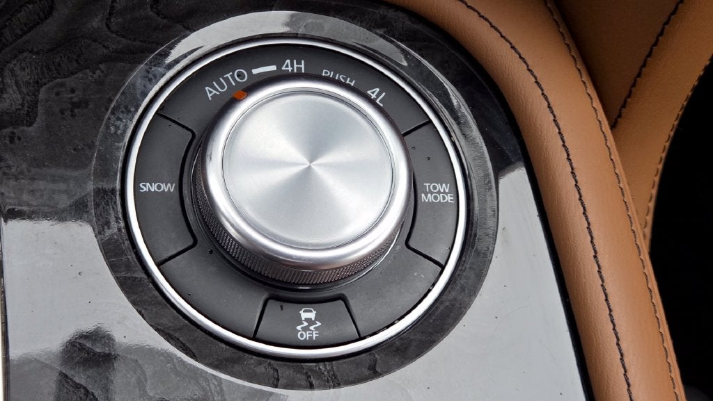 2023 INFINITI QX80 Sensory