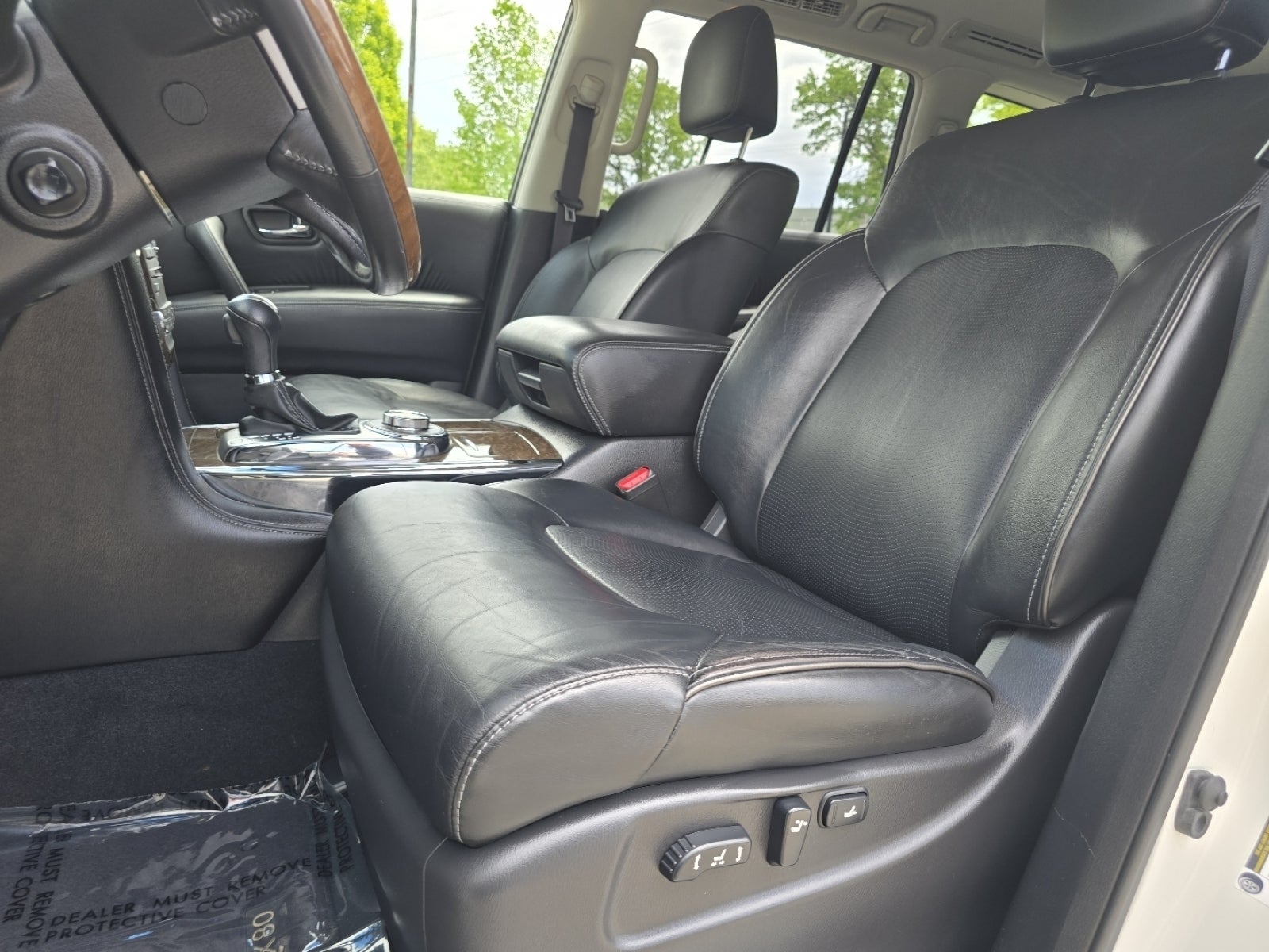 2015 INFINITI QX80 Base