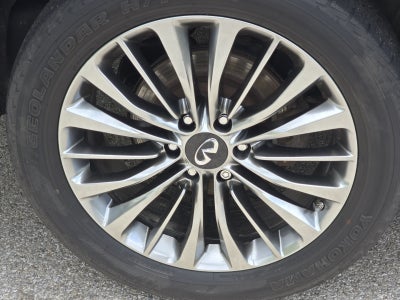 2019 INFINITI QX80 LUXE