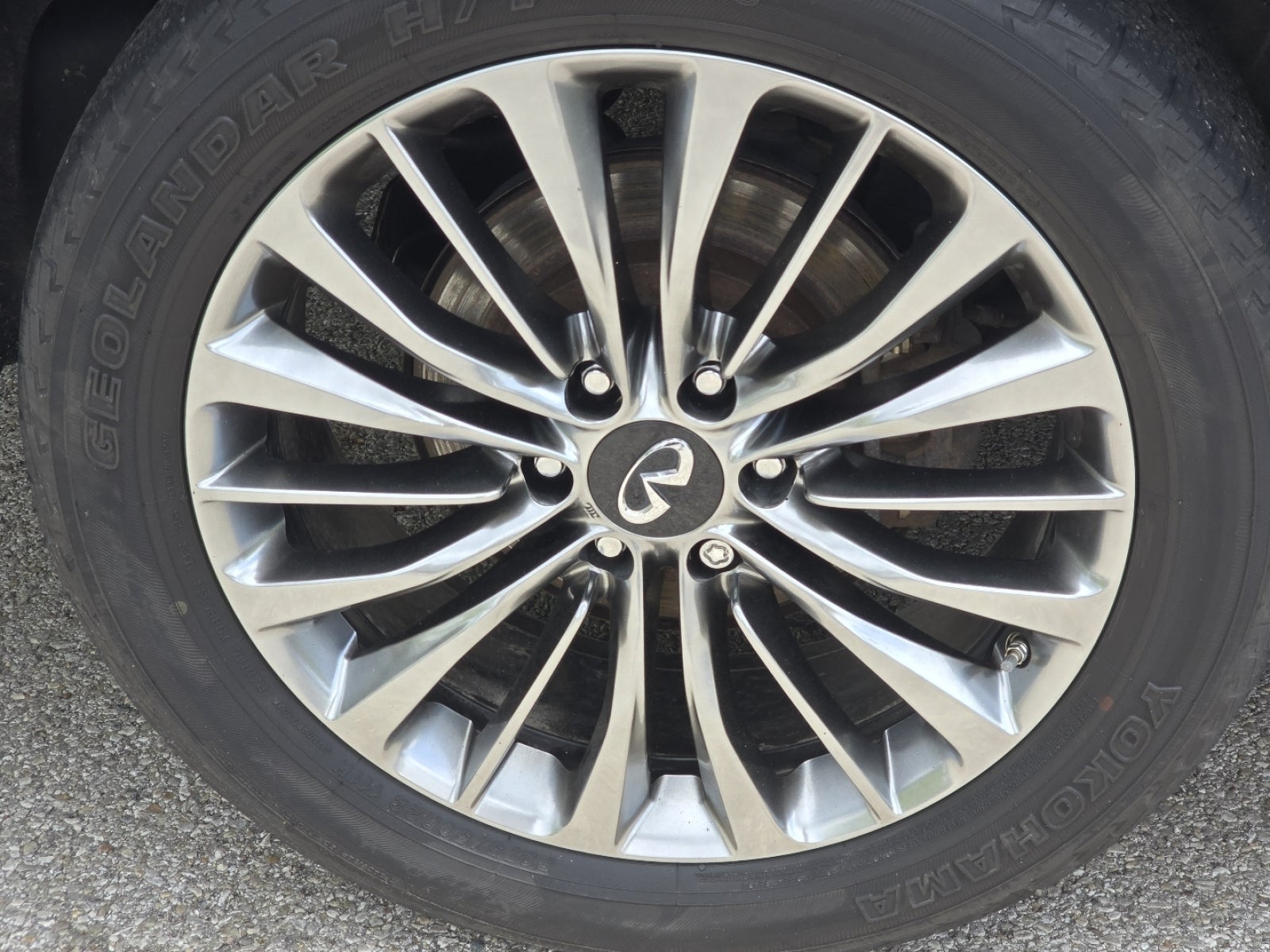 2019 INFINITI QX80 LUXE