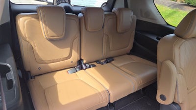 2027 INFINITI QX80 LUXE
