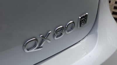 2027 INFINITI QX80 LUXE