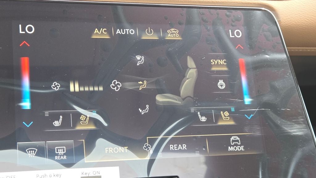 2027 INFINITI QX80 LUXE