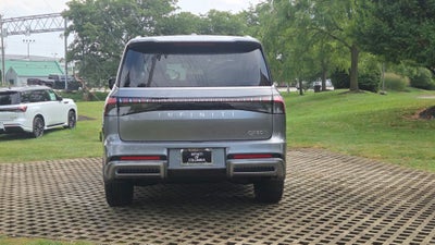 2027 INFINITI QX80 LUXE