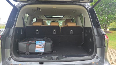 2027 INFINITI QX80 LUXE