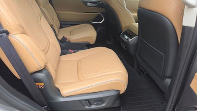 2027 INFINITI QX80 LUXE