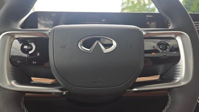 2027 INFINITI QX80 LUXE