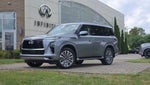 2027 INFINITI QX80 LUXE