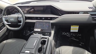 2027 INFINITI QX80 LUXE