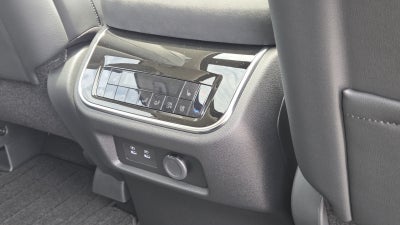 2027 INFINITI QX80 LUXE