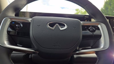 2027 INFINITI QX80 LUXE
