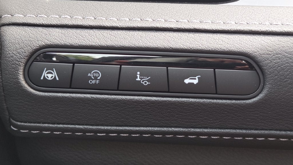 2027 INFINITI QX80 LUXE