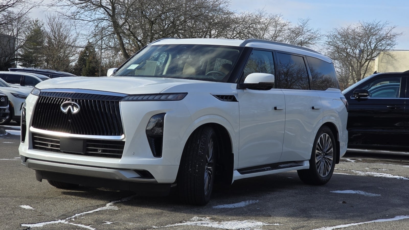 2026 INFINITI QX80 LUXE