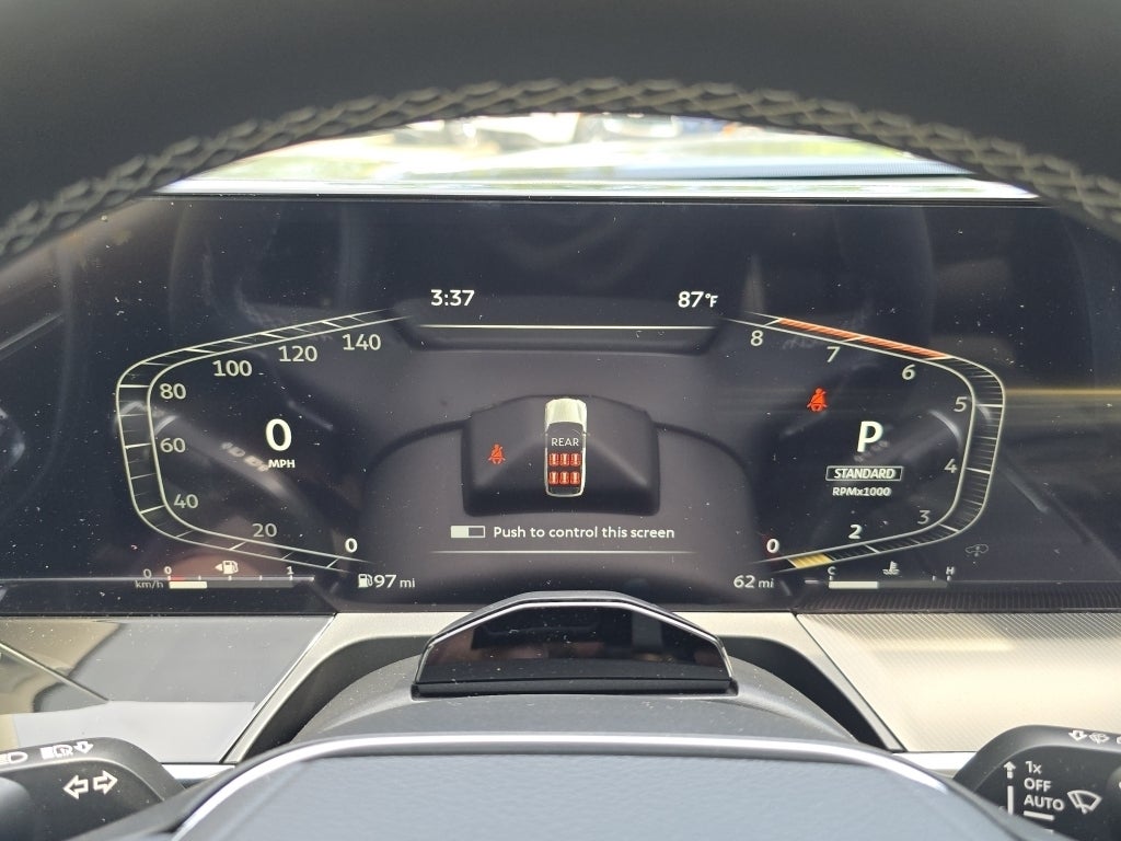 2025 INFINITI QX80 LUXE