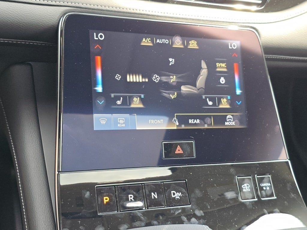 2025 INFINITI QX80 LUXE