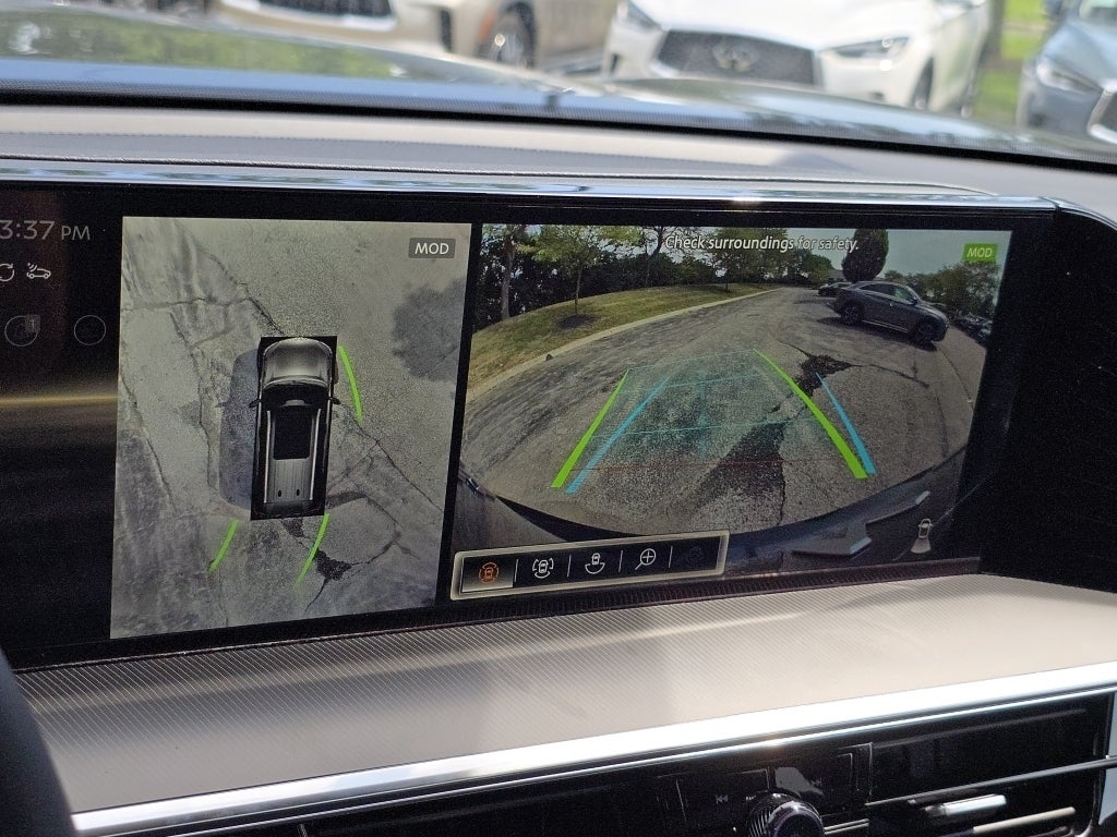 2025 INFINITI QX80 LUXE