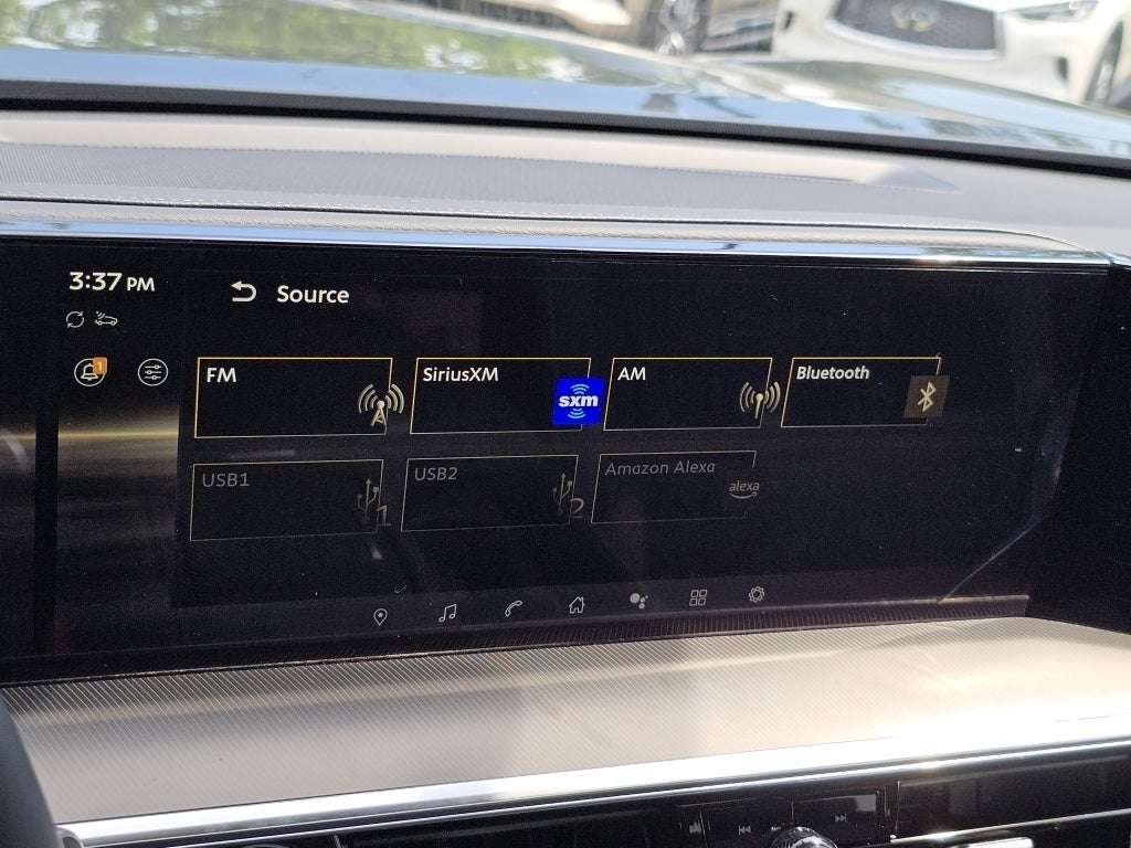 2025 INFINITI QX80 LUXE