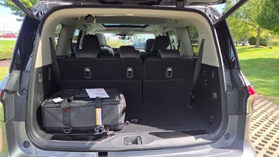 2027 INFINITI QX80 LUXE