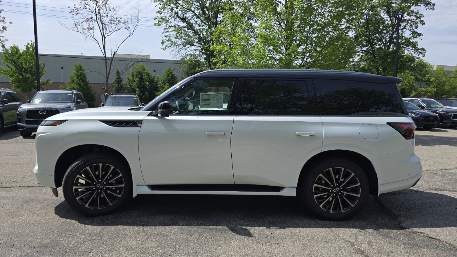 2026 INFINITI QX80 AUTOGRAPH