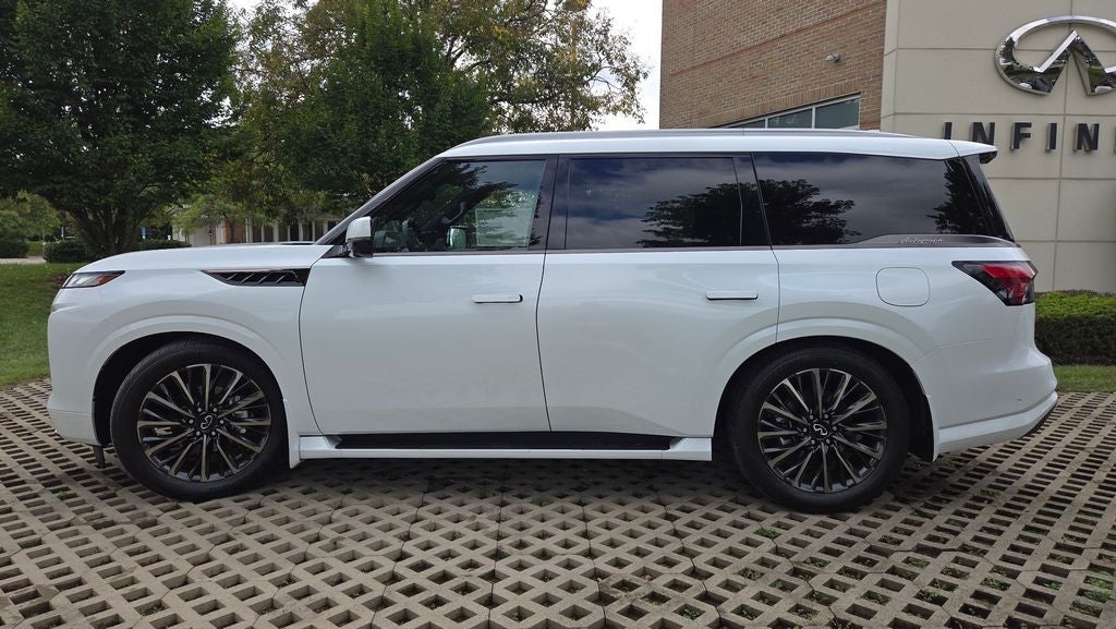 2027 INFINITI QX80 AUTOGRAPH