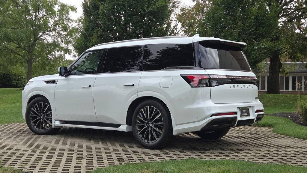 2027 INFINITI QX80 AUTOGRAPH
