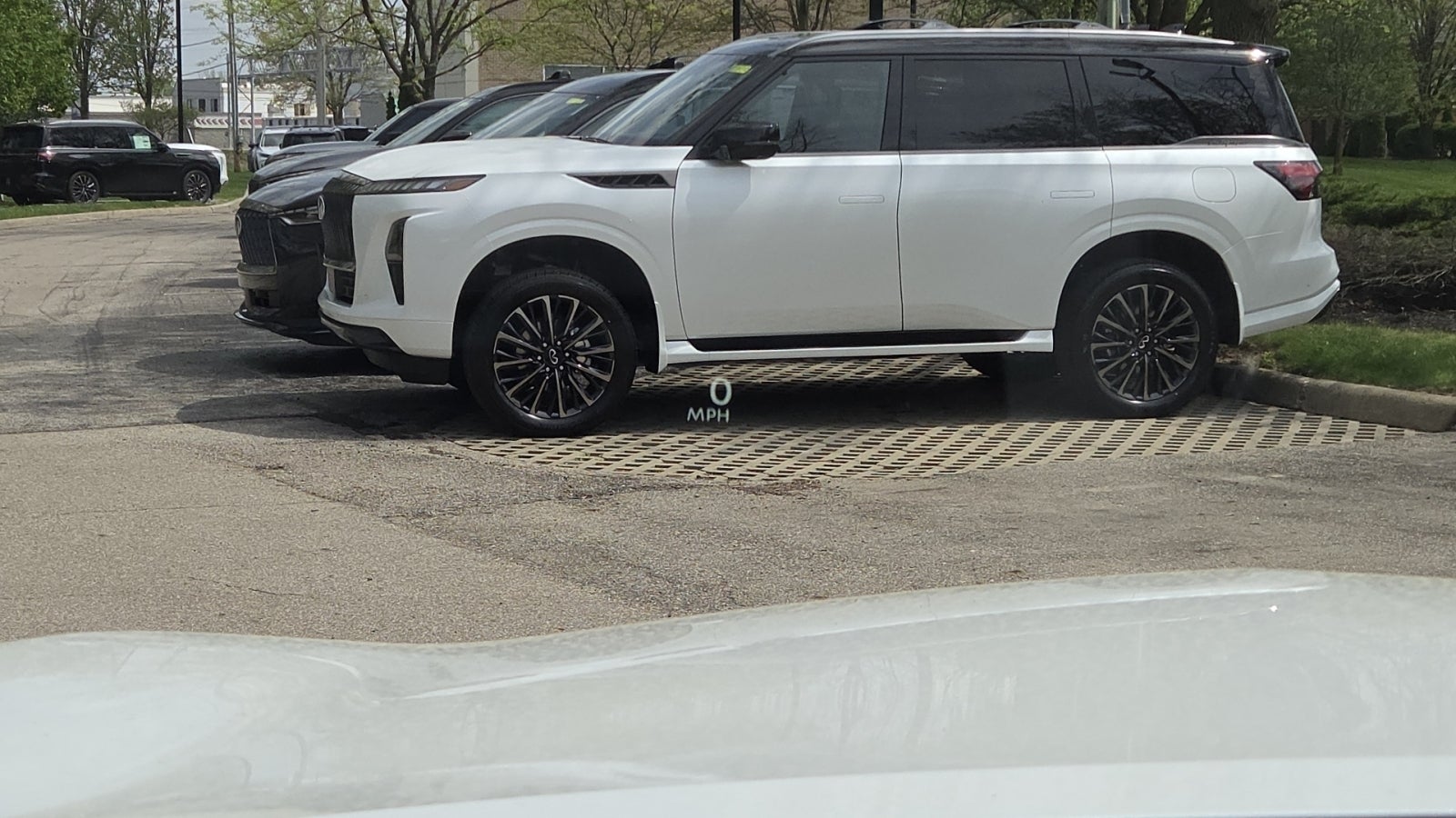 2026 INFINITI QX80 AUTOGRAPH