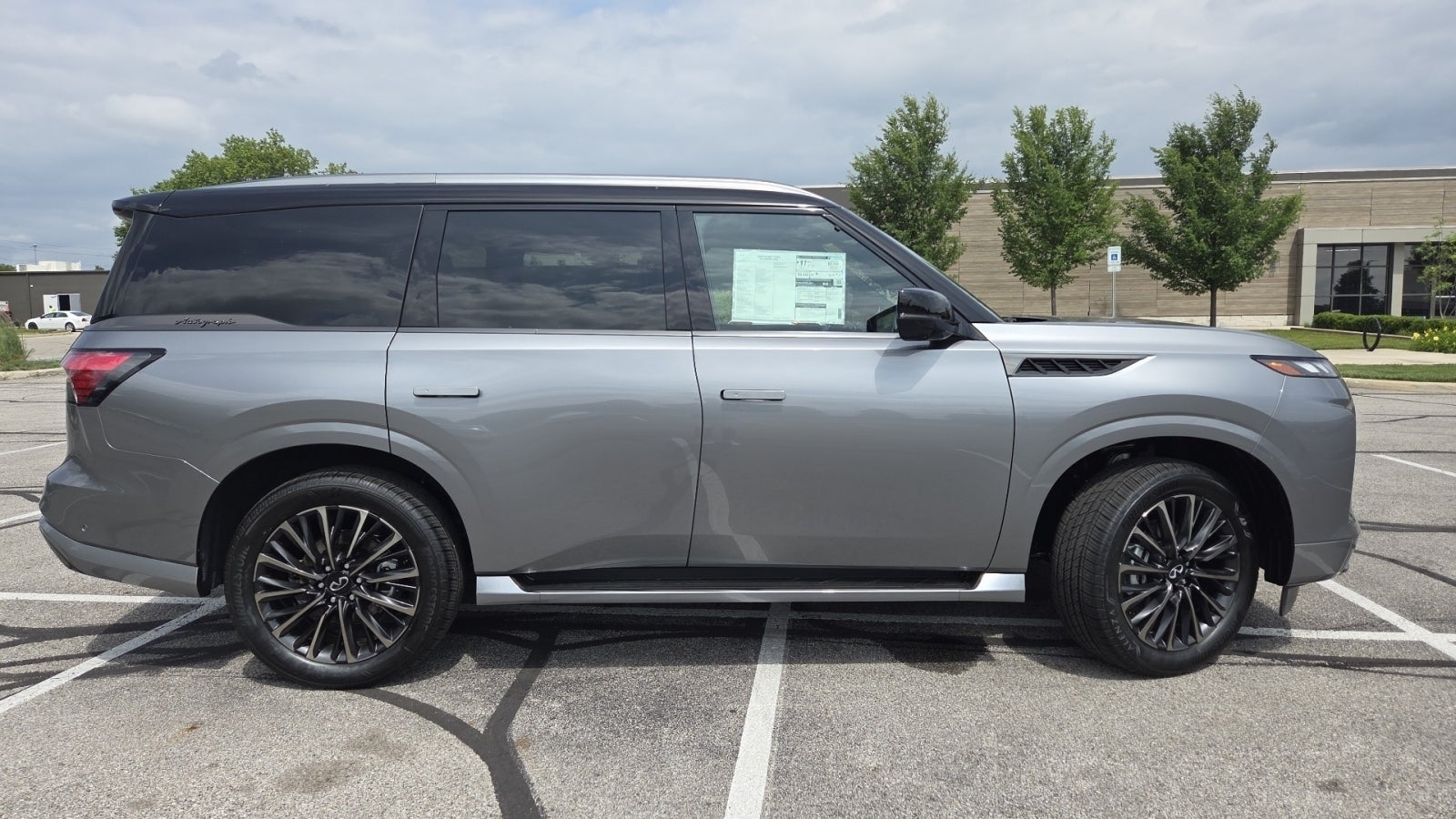 2026 INFINITI QX80 AUTOGRAPH