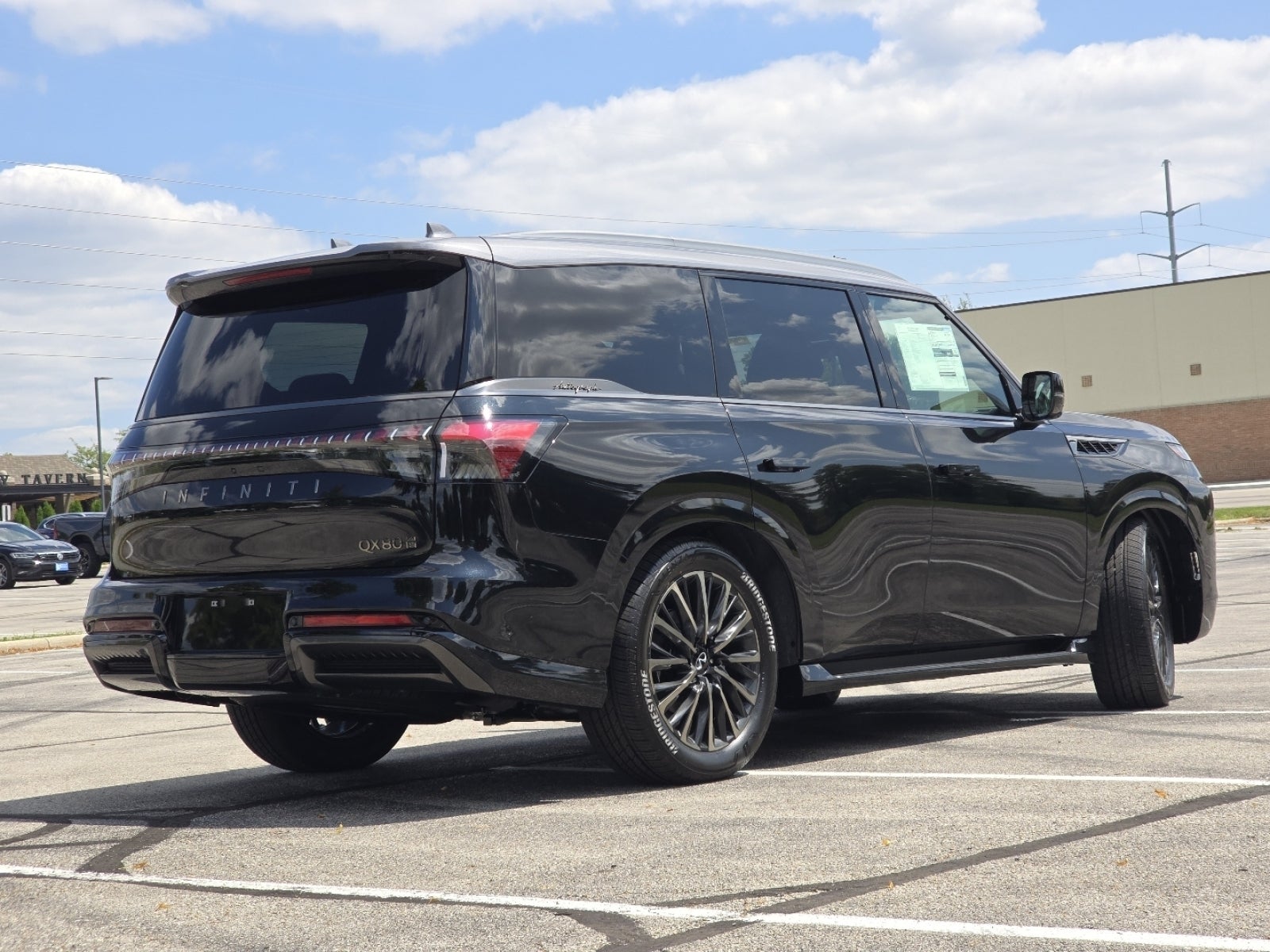 2027 INFINITI QX80 AUTOGRAPH
