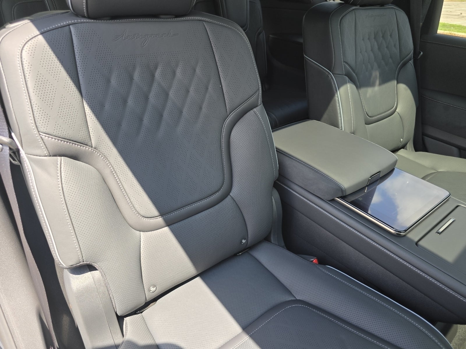 2027 INFINITI QX80 AUTOGRAPH