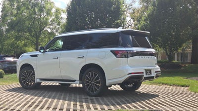 2027 INFINITI QX80 AUTOGRAPH