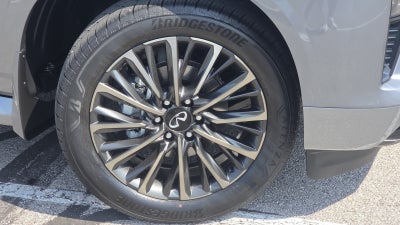 2027 INFINITI QX80 AUTOGRAPH