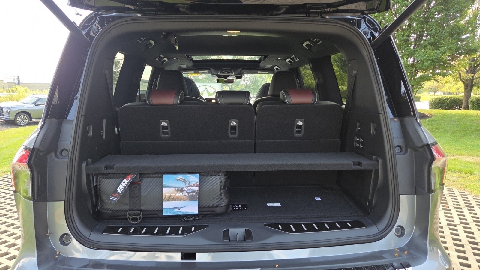 2027 INFINITI QX80 AUTOGRAPH