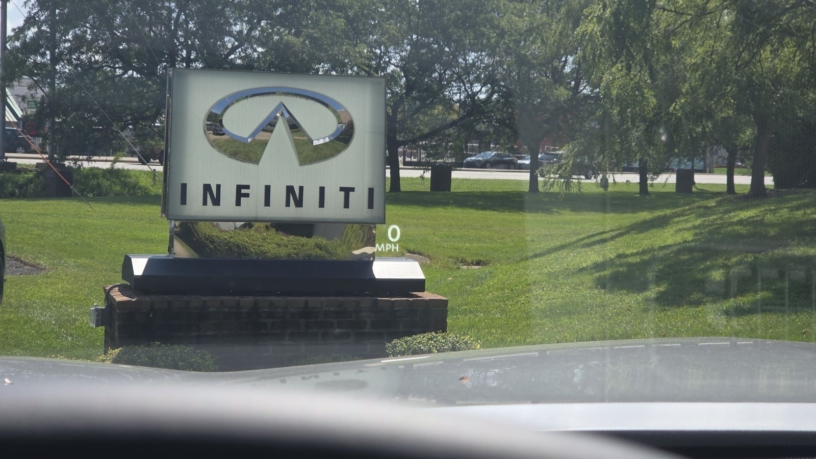 2027 INFINITI QX80 AUTOGRAPH