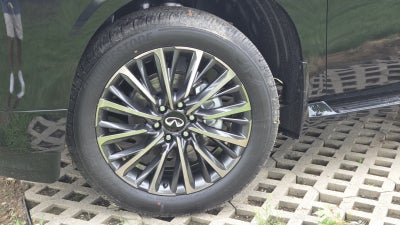 2027 INFINITI QX80 AUTOGRAPH