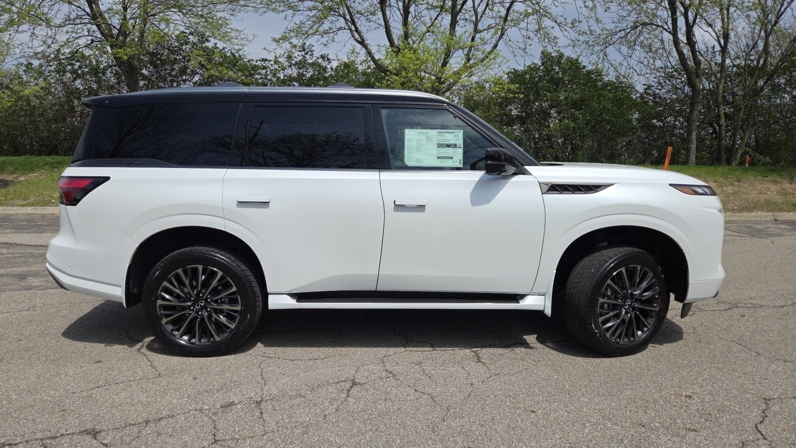 2026 INFINITI QX80 AUTOGRAPH