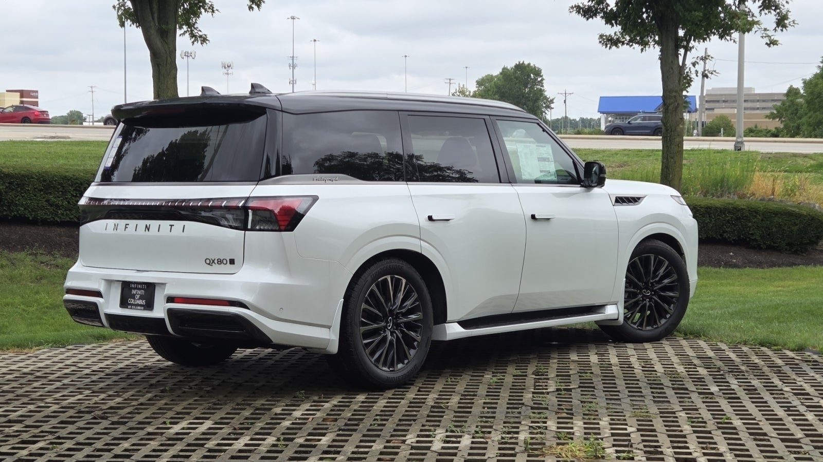 2026 INFINITI QX80 AUTOGRAPH