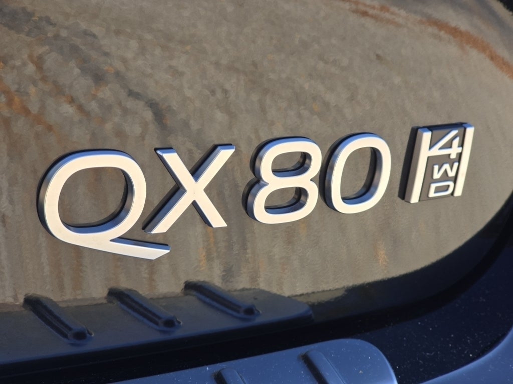 2025 INFINITI QX80 SENSORY