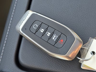 2025 INFINITI QX80 SENSORY