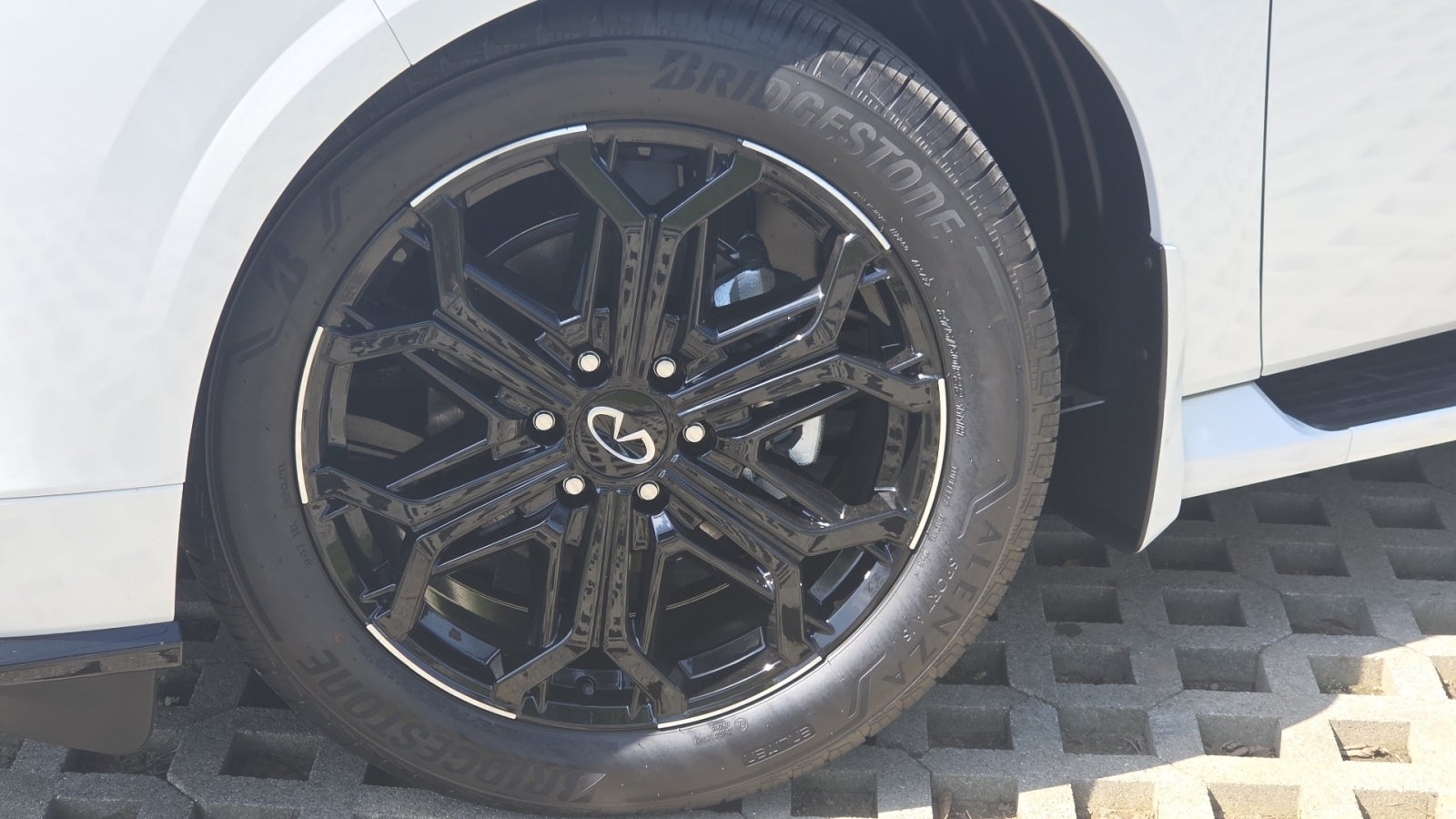 2027 INFINITI QX80 SPORT