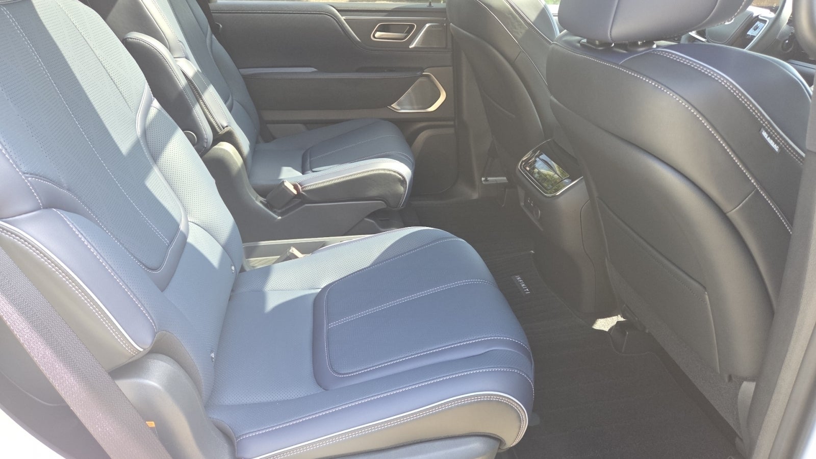 2027 INFINITI QX80 SPORT