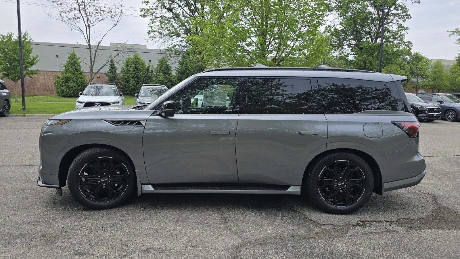 2026 INFINITI QX80 SPORT