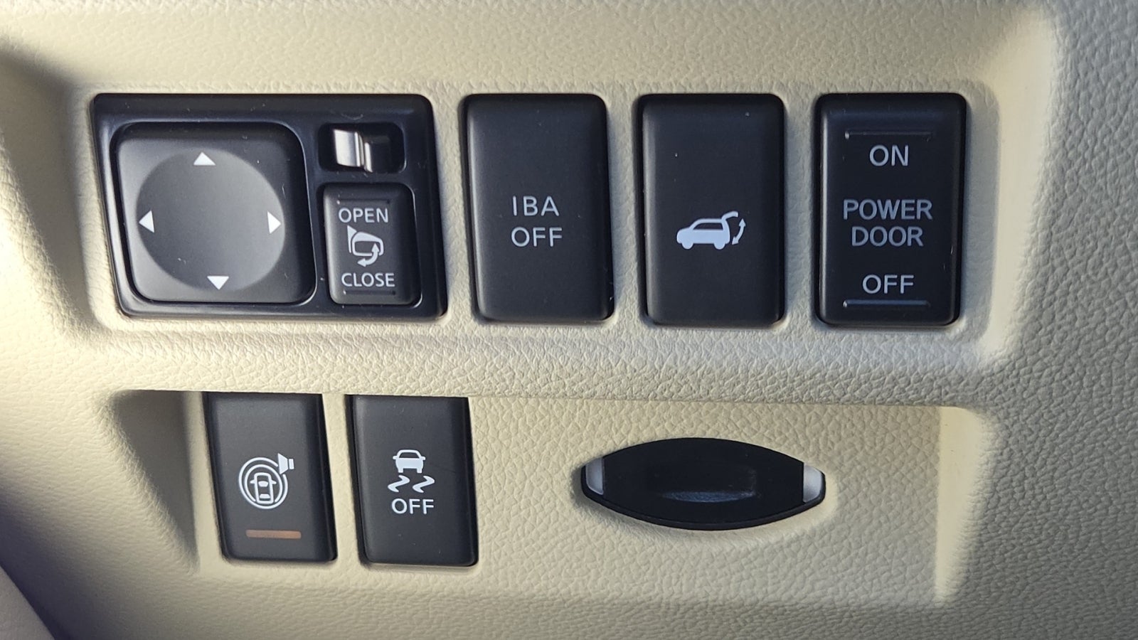 2014 INFINITI QX70 Base