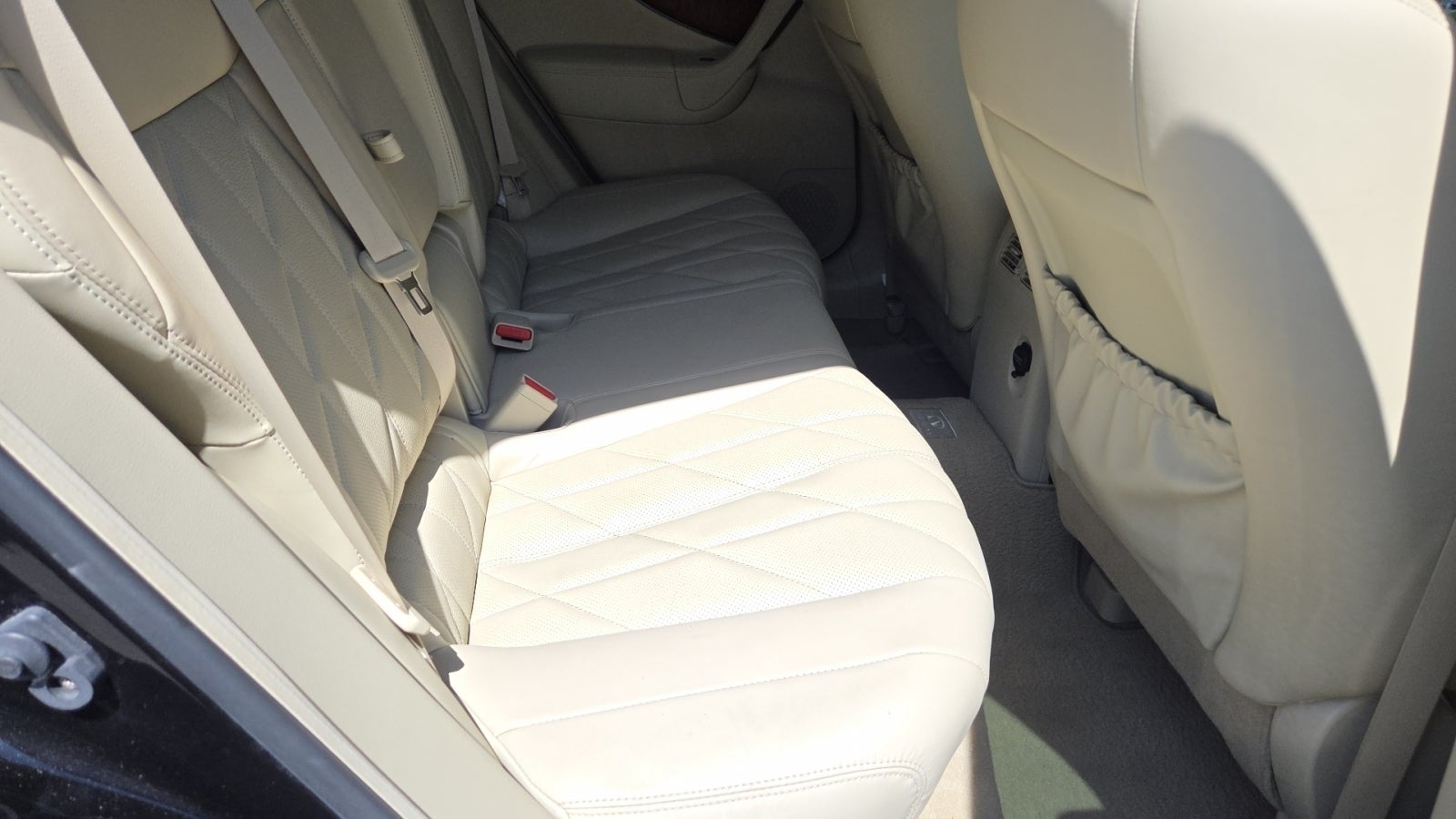 2014 INFINITI QX70 Base