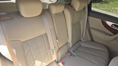 2014 INFINITI QX70 Base