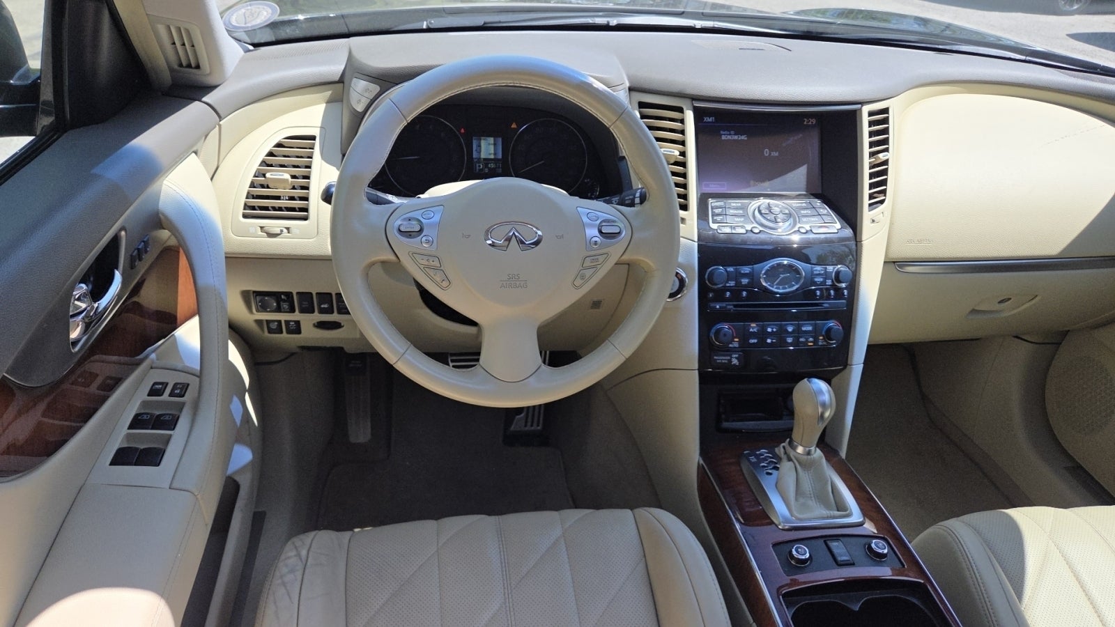 2014 INFINITI QX70 Base